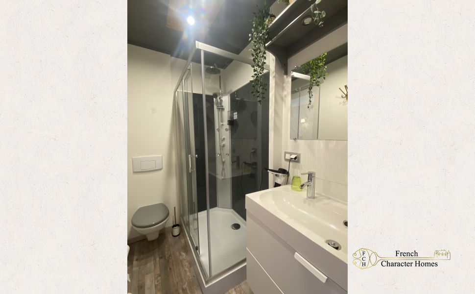 An Immaculately Presented Town House in The Historic Centre Of Salies de Bearn