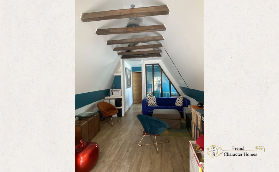 An Immaculately Presented Town House in The Historic Centre Of Salies de Bearn
