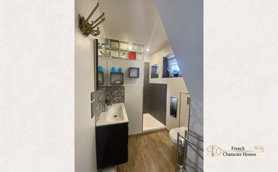 An Immaculately Presented Town House in The Historic Centre Of Salies de Bearn