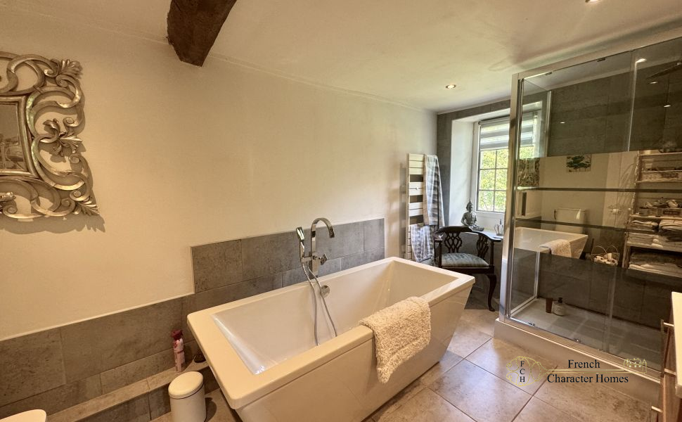 A Beautifully Converted Stone Bergerie with Swimming Pool and Mountain Views