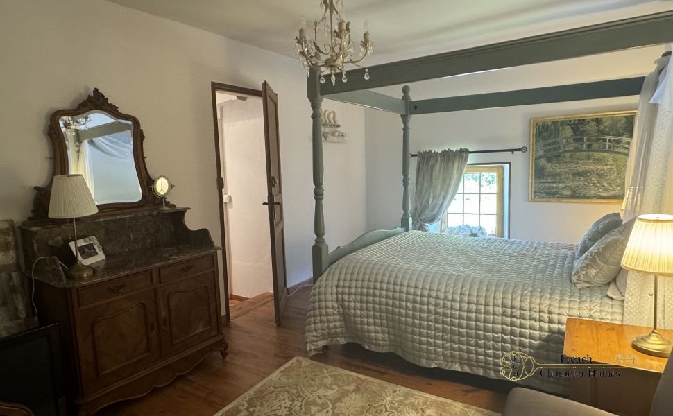 A Beautifully Converted Stone Bergerie with Swimming Pool and Mountain Views