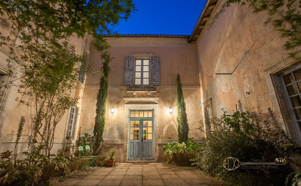 Authentic Bourgeois home dating to 1698 in sought after village. Tastefully renovated.