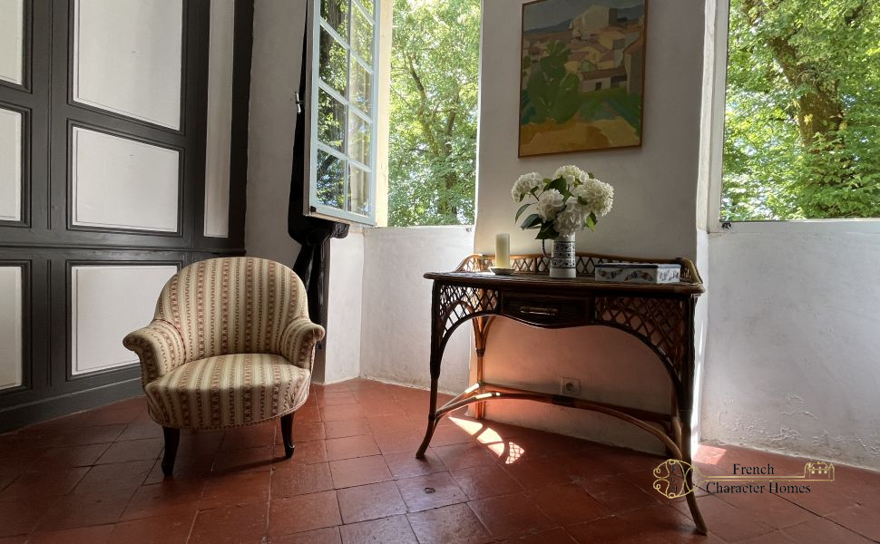 Elegant 17C Maison de Maitre with Far Reaching Views & Packed with Charm