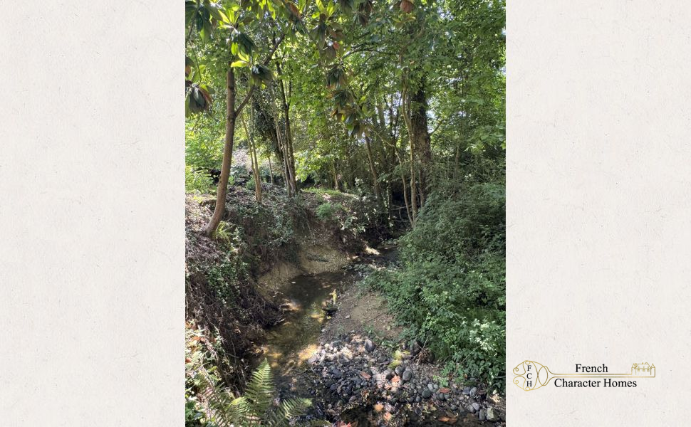 Picturesque 19th Century Watermill In Private Grounds With Swimming Pool