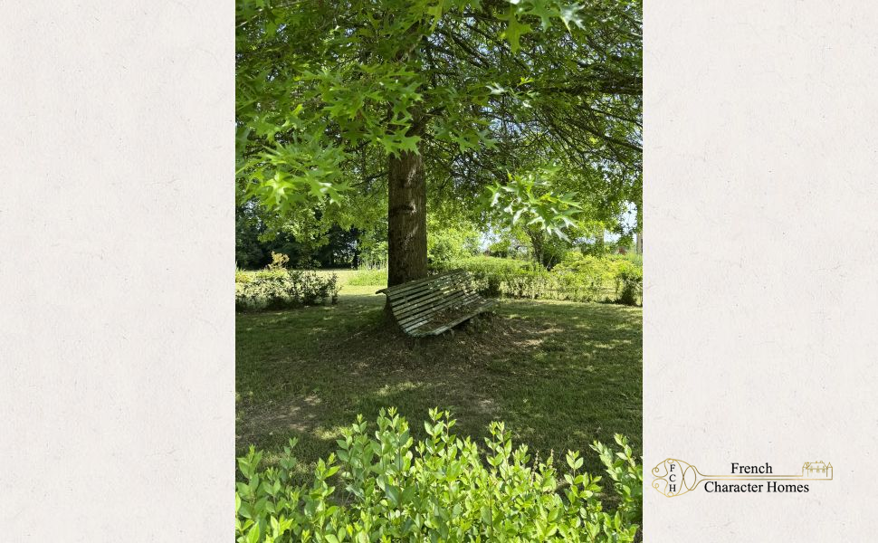 A Former Hunting Lodge, Farmhouse & 2.2 HA of Beautifully Maintained Grounds