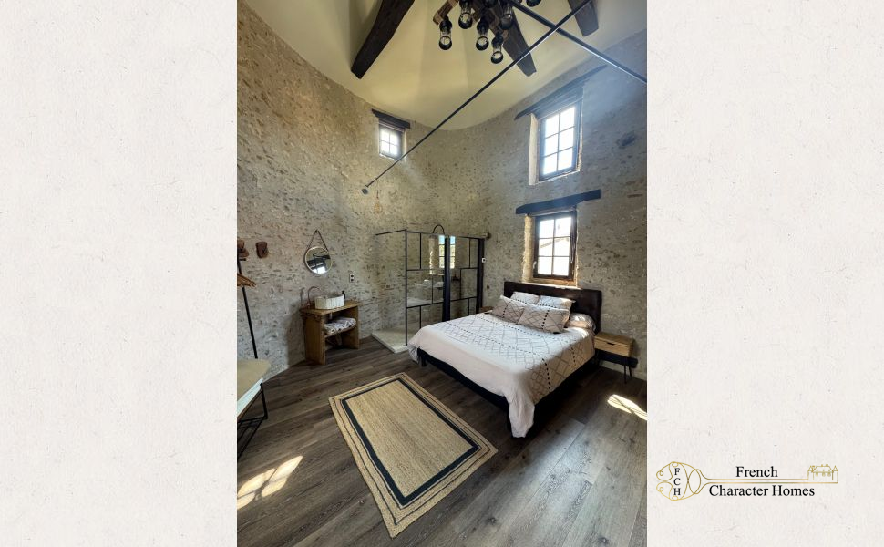 Immaculate Estate comprising 4 Independant Properties in the Heart of Saint Sever