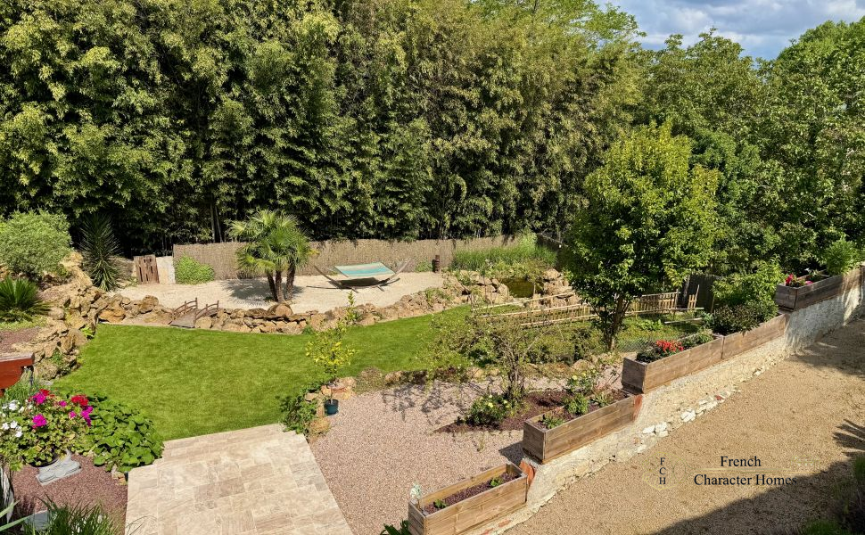Immaculate Estate comprising 4 Independant Properties in the Heart of Saint Sever