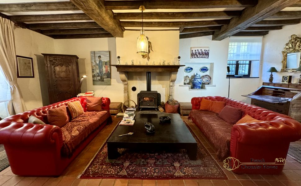 15th Century Fully Renovated Town House in Sauveterre de Béarn