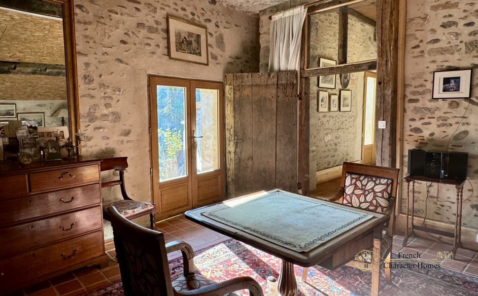 15th Century Fully Renovated Town House in Sauveterre de Béarn