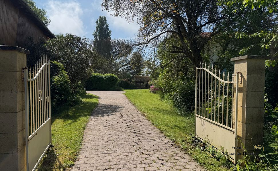 18th Century Maison de Maitre and 2 Spacious Gîtes In 2 Acres of Private Land