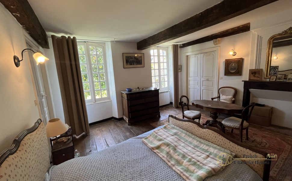 Charming 18th Century Béarnaise Farmhouse full of Character only 30 mins North of Pau