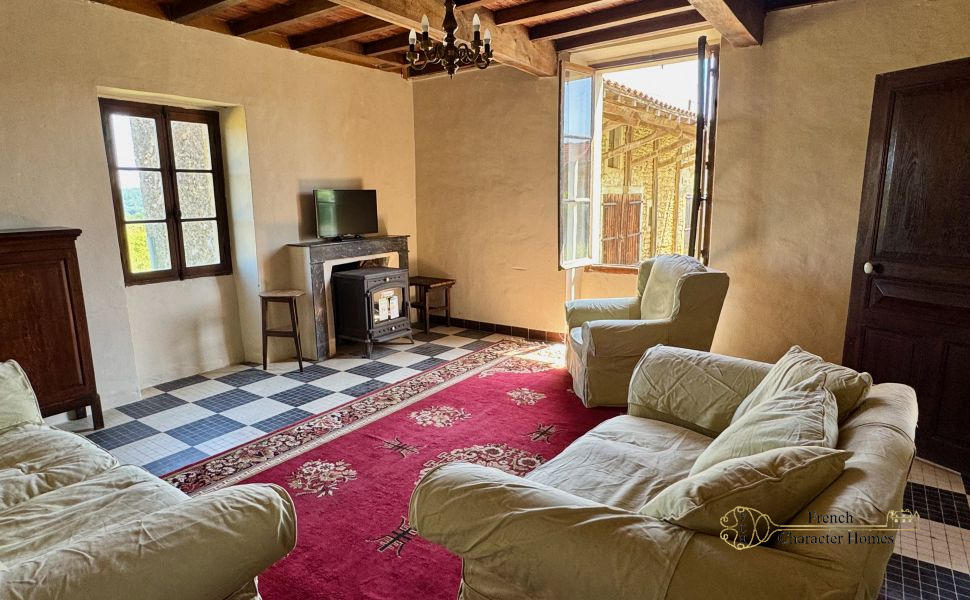 Authentic 19C Farmhouse with Interesting Outbuildings & Open Countryside Views
