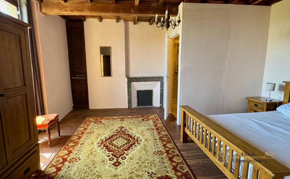 Authentic 19C Farmhouse with Interesting Outbuildings & Open Countryside Views