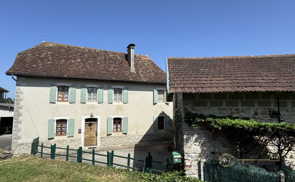 Adorable Village House Built in 1840 With Large Barn, Workshop And Far Reaching Views