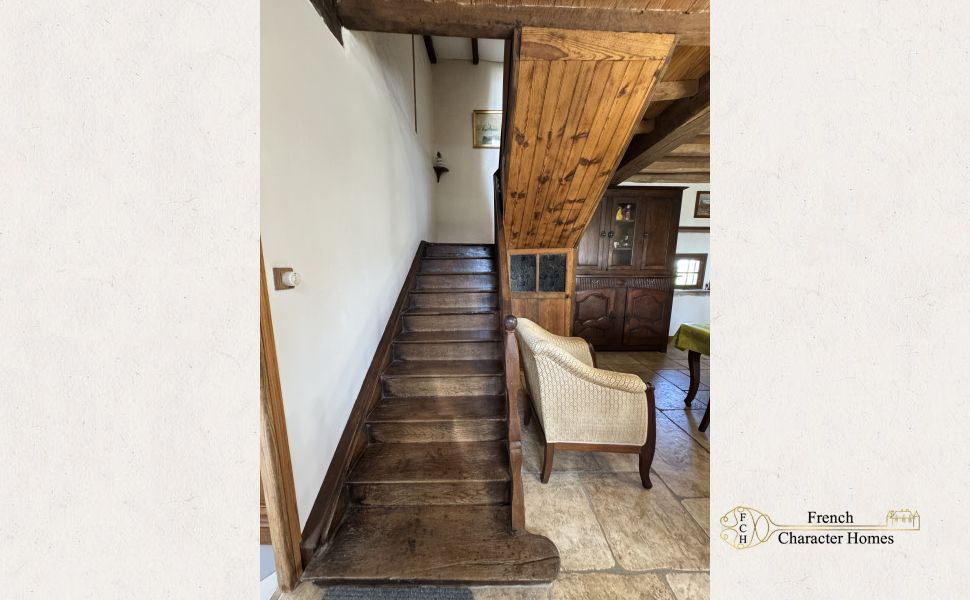 Adorable Village House Built in 1840 With Large Barn, Workshop And Far Reaching Views