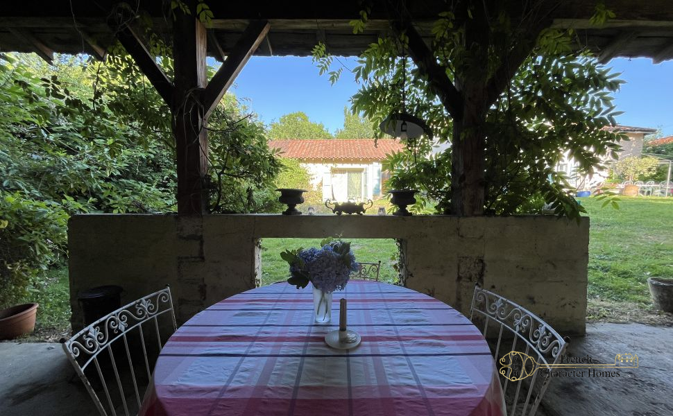 A Timeless Country Retreat In The Heart Of The Chalosse 