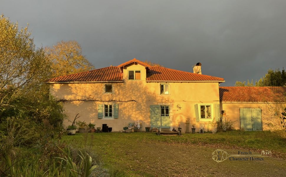 A Timeless Country Retreat In The Heart Of The Chalosse 