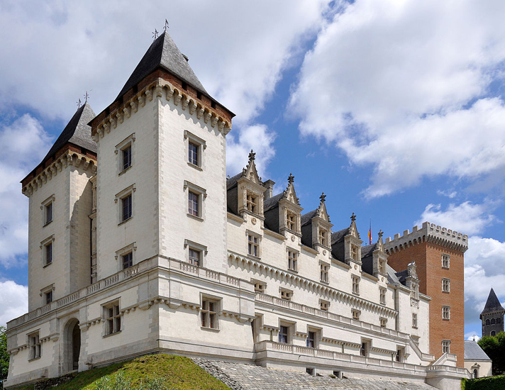 Pau, a city of heritage